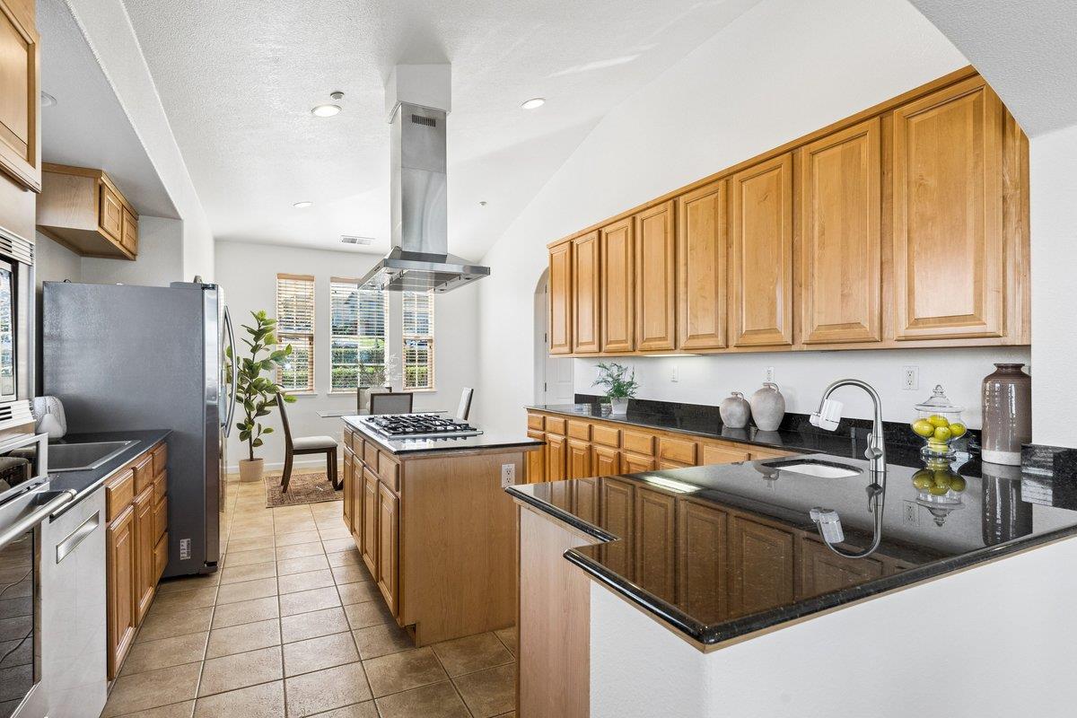 Detail Gallery Image 21 of 76 For 370 Goodwin Dr, San Bruno,  CA 94066 - 4 Beds | 3/1 Baths