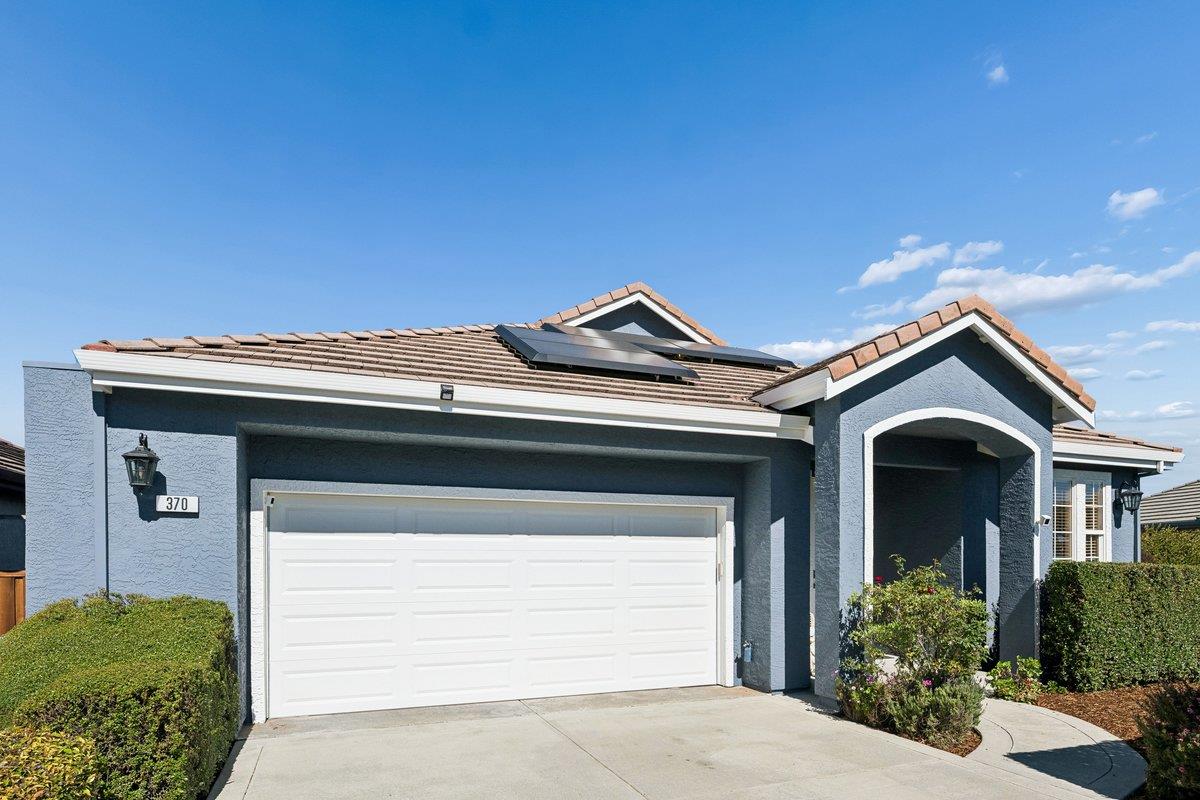 Detail Gallery Image 3 of 76 For 370 Goodwin Dr, San Bruno,  CA 94066 - 4 Beds | 3/1 Baths