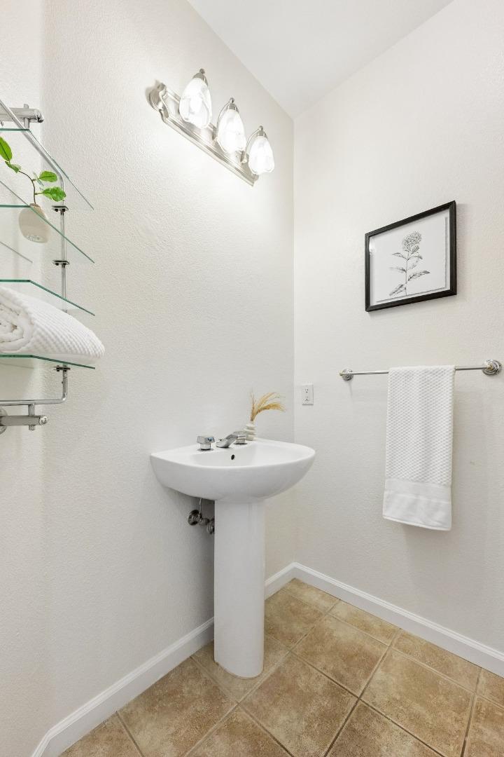 Detail Gallery Image 35 of 76 For 370 Goodwin Dr, San Bruno,  CA 94066 - 4 Beds | 3/1 Baths