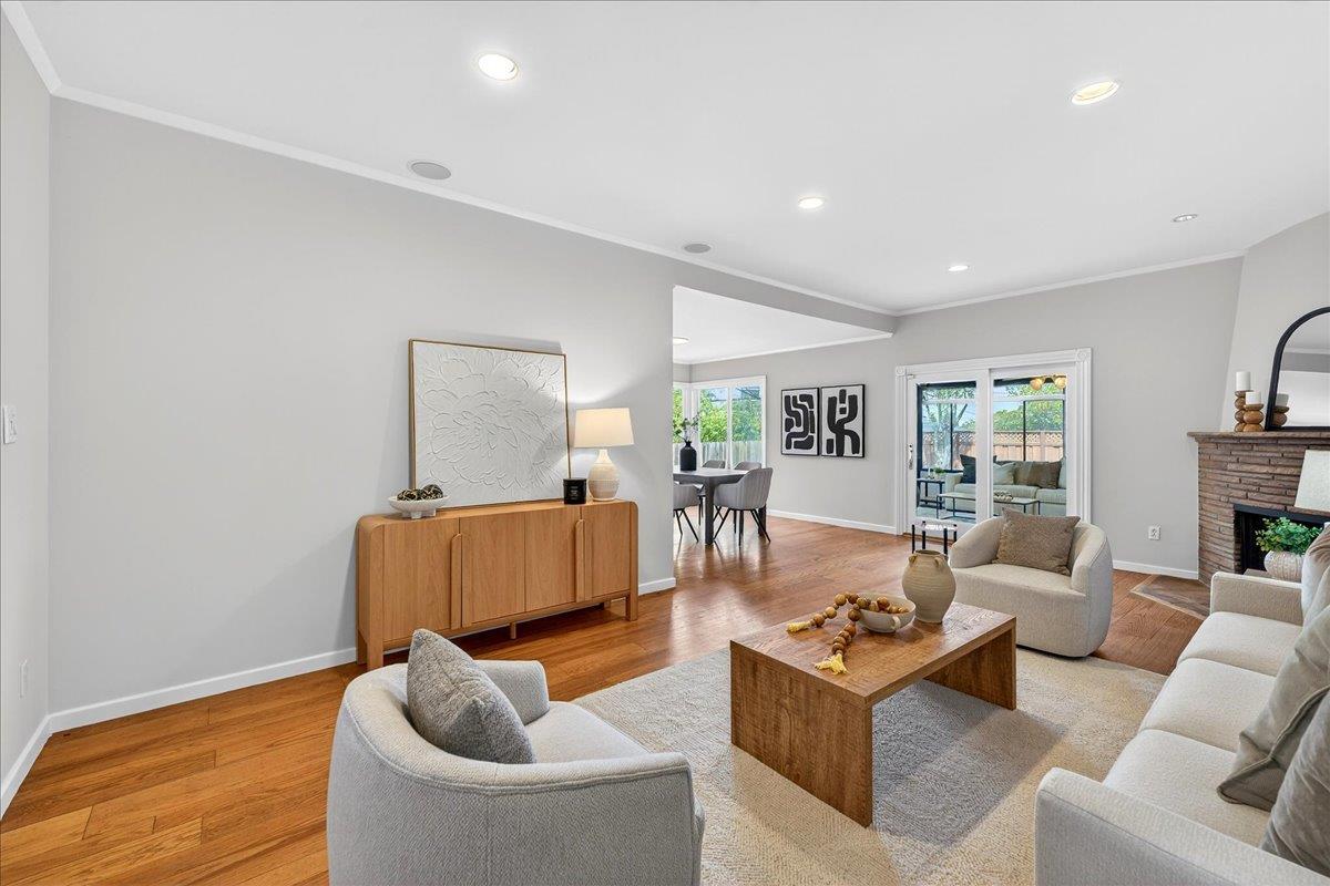 Detail Gallery Image 6 of 41 For 1656 Lassen Way, Burlingame,  CA 94010 - 3 Beds | 2 Baths