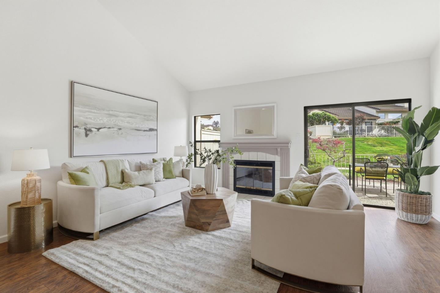 Photo #3: ML82039324 Listing: Photo #3