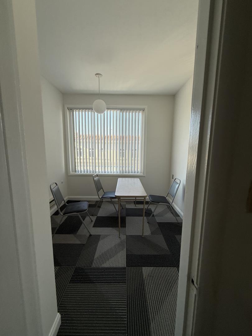 Detail Gallery Image 5 of 10 For 9 Silliman St, San Francisco,  CA 94134 - – Beds | – Baths