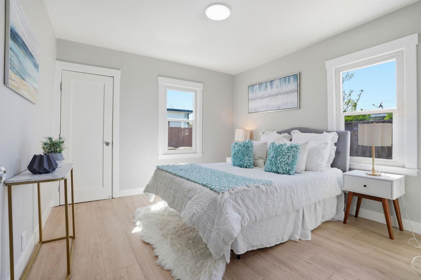 Detail Gallery Image 23 of 26 For 429 Daisy Ln, East Palo Alto,  CA 94303 - 3 Beds | 2 Baths