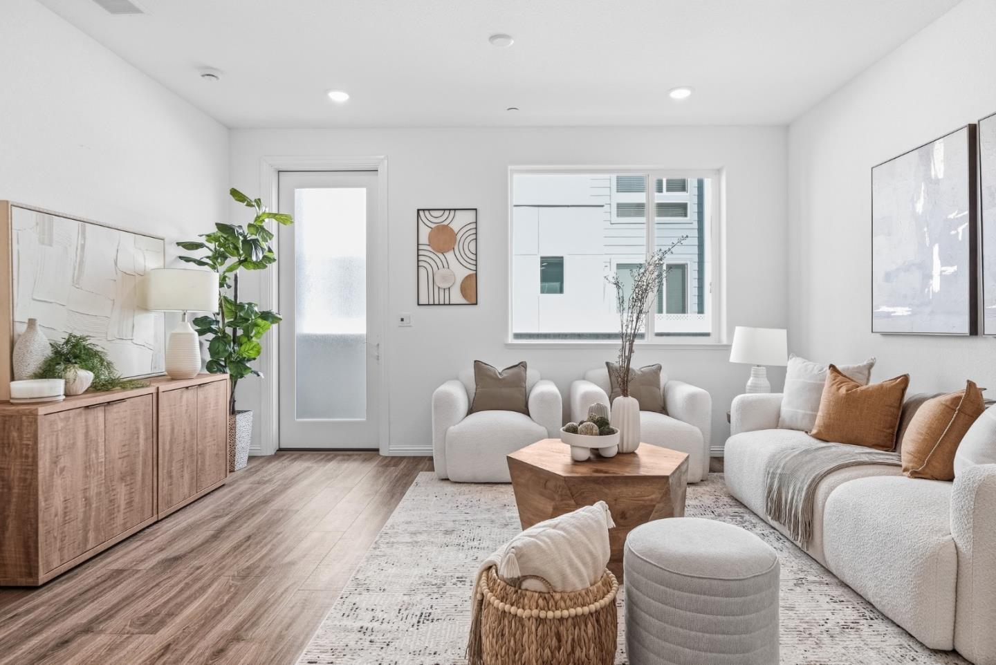 Photo #8: ML82039328 Listing: Photo #8