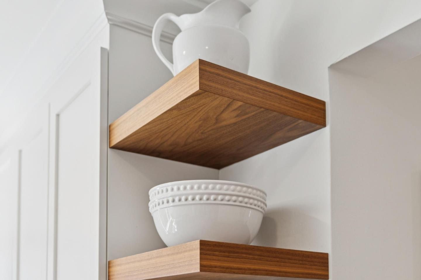 Detail Gallery Image 16 of 44 For 1341 Valota Rd, Redwood City,  CA 94061 - 3 Beds | 2 Baths