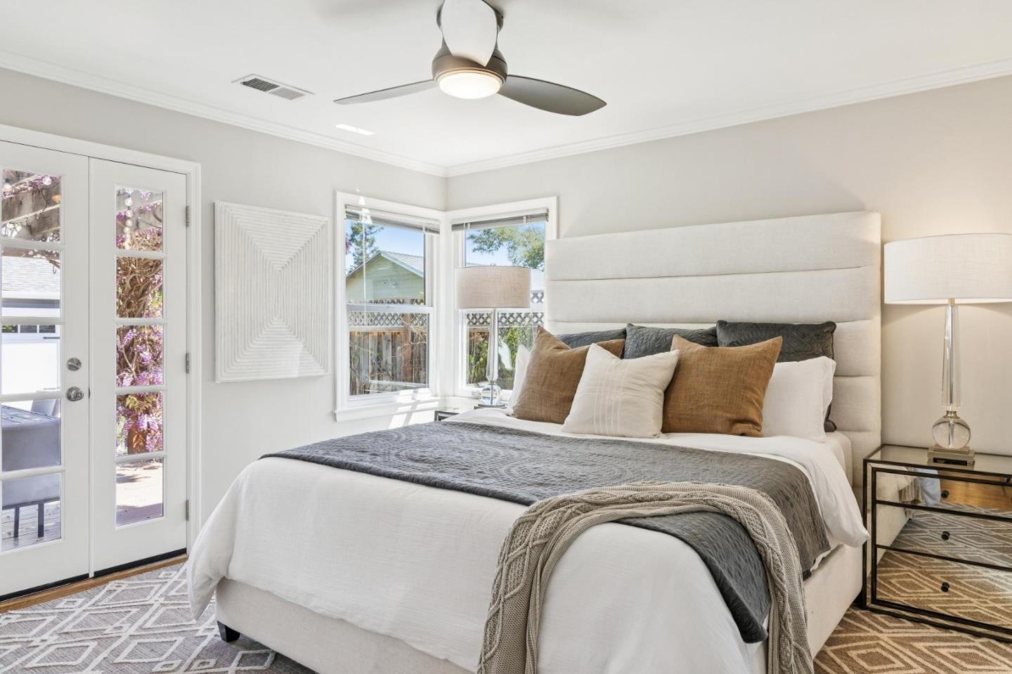 Detail Gallery Image 21 of 44 For 1341 Valota Rd, Redwood City,  CA 94061 - 3 Beds | 2 Baths