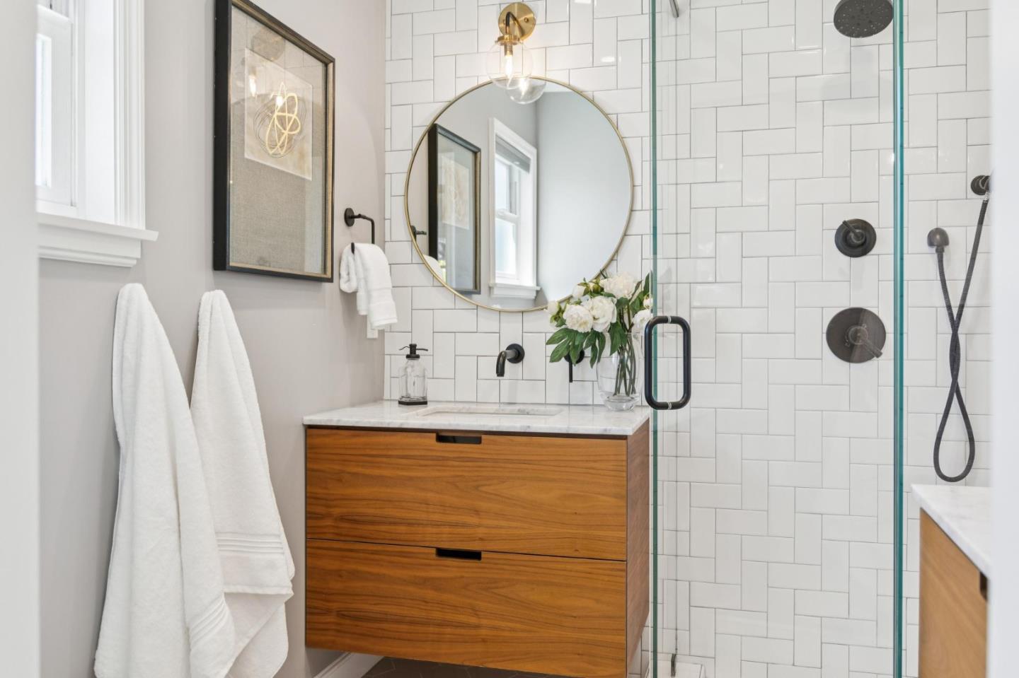 Detail Gallery Image 24 of 44 For 1341 Valota Rd, Redwood City,  CA 94061 - 3 Beds | 2 Baths