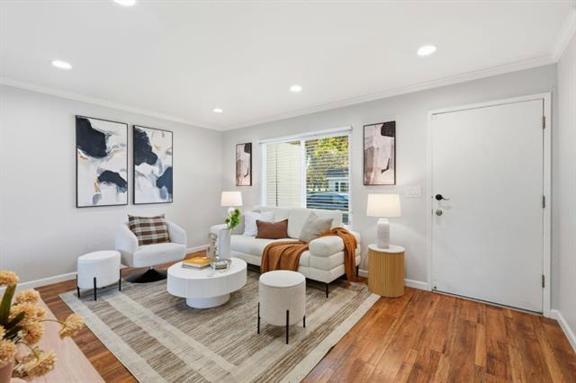 Detail Gallery Image 3 of 22 For 216 Fairway Glen Ln, San Jose,  CA 95139 - 3 Beds | 2 Baths