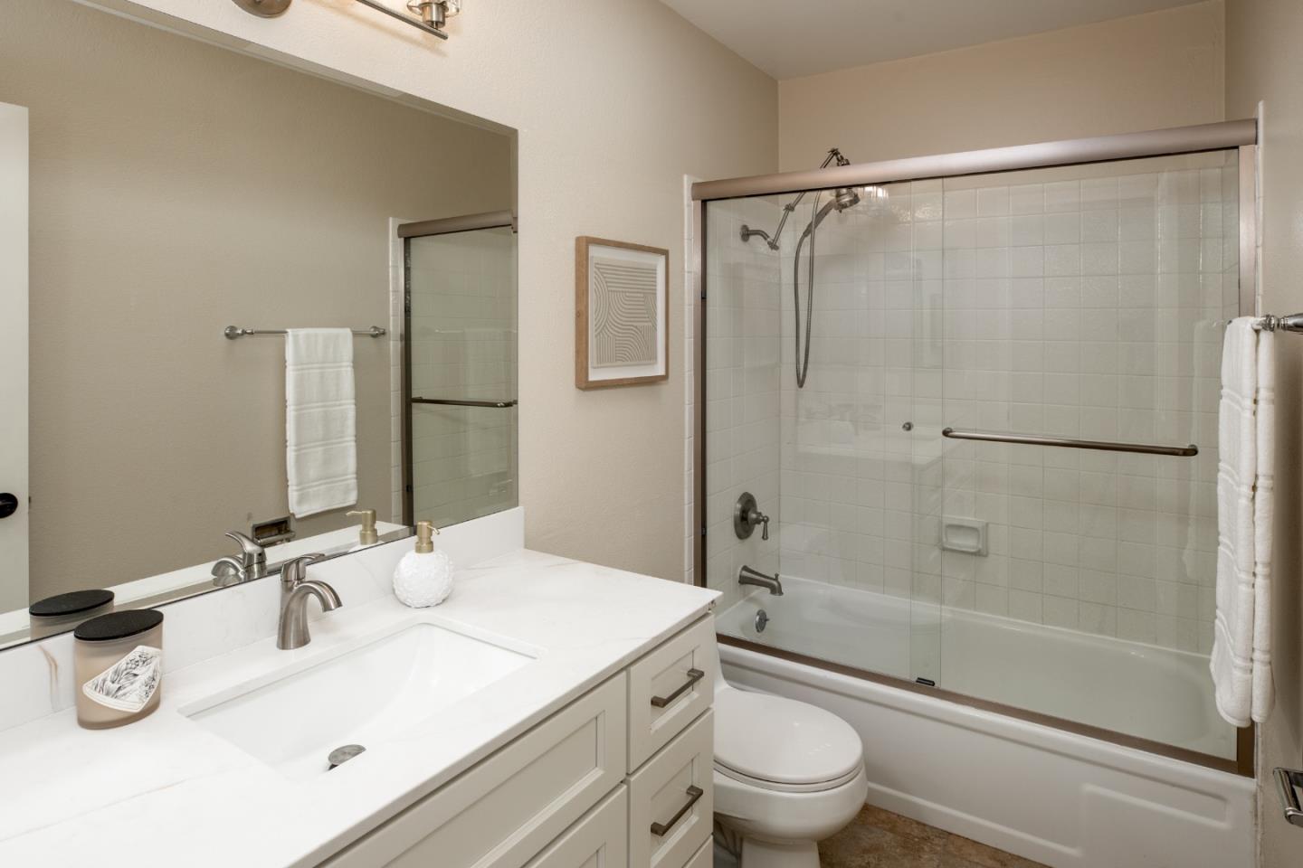 Photo #16: ML82039331 Listing: Photo #16