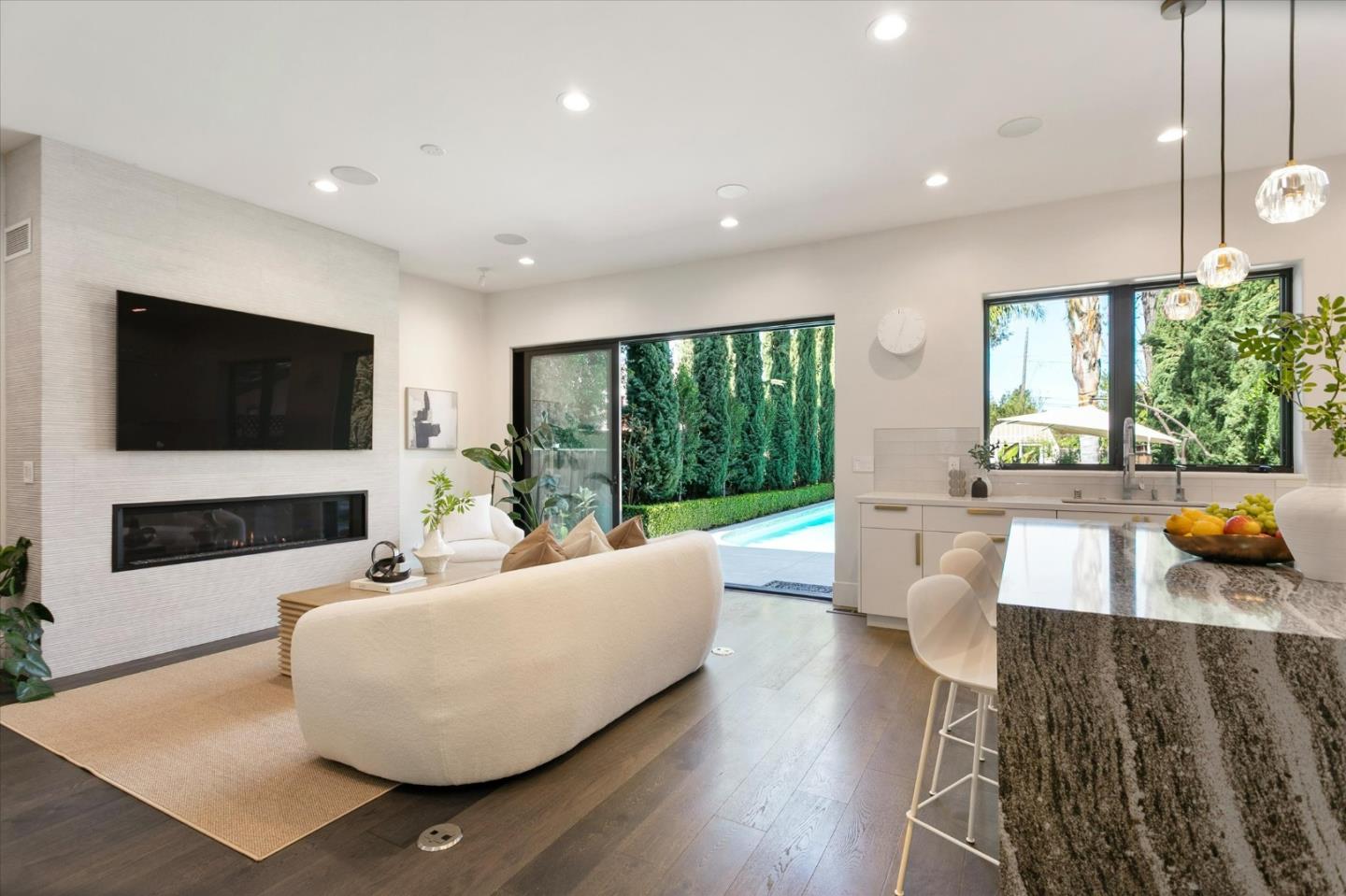 Detail Gallery Image 20 of 54 For 1471 Richards Ave, San Jose,  CA 95125 - 4 Beds | 3/1 Baths