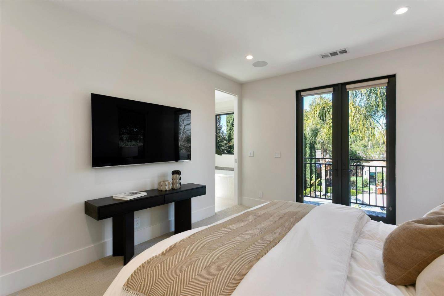 Detail Gallery Image 32 of 54 For 1471 Richards Ave, San Jose,  CA 95125 - 4 Beds | 3/1 Baths