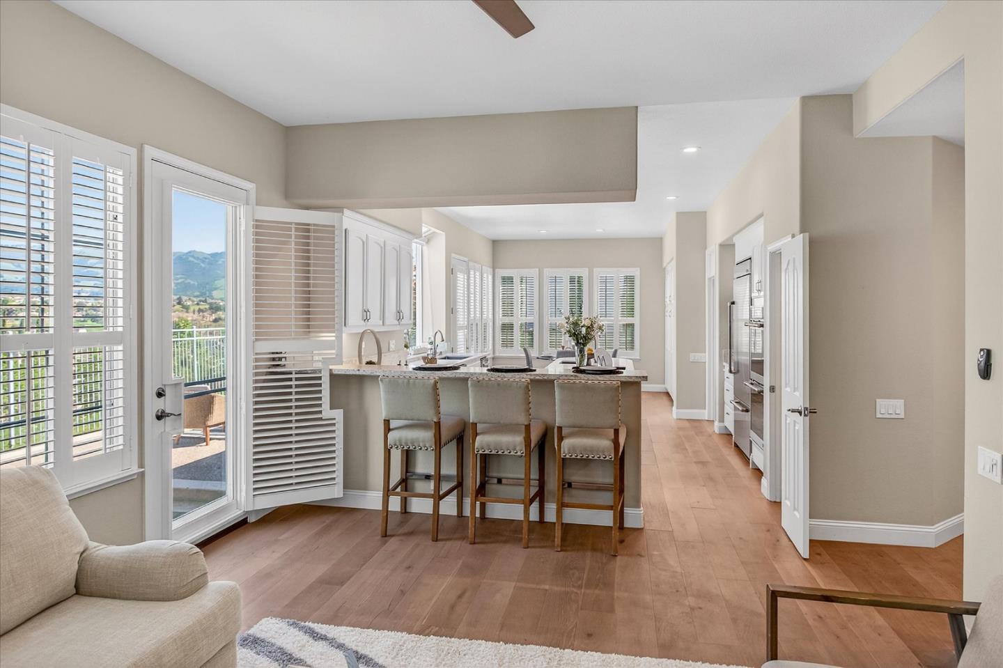 Detail Gallery Image 11 of 70 For 5200 Birkdale Way, San Jose,  CA 95138 - 4 Beds | 3/1 Baths