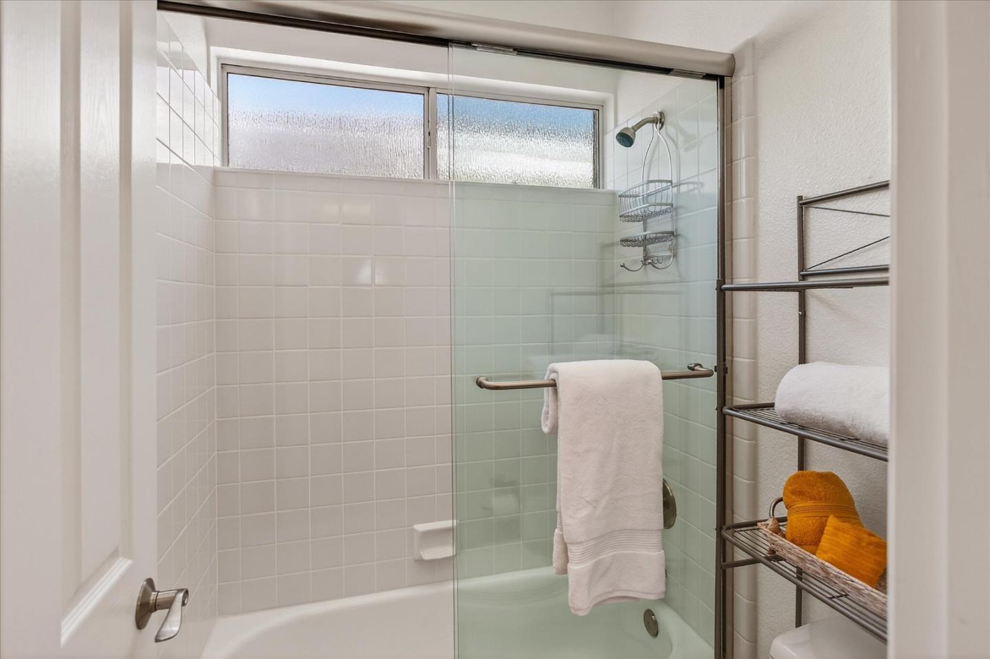 Detail Gallery Image 28 of 70 For 5200 Birkdale Way, San Jose,  CA 95138 - 4 Beds | 3/1 Baths