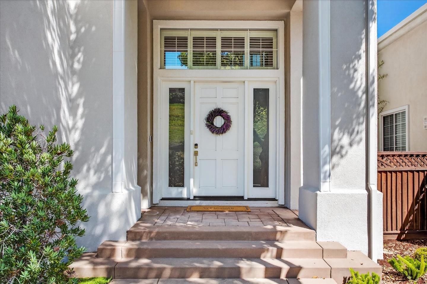 Detail Gallery Image 4 of 70 For 5200 Birkdale Way, San Jose,  CA 95138 - 4 Beds | 3/1 Baths