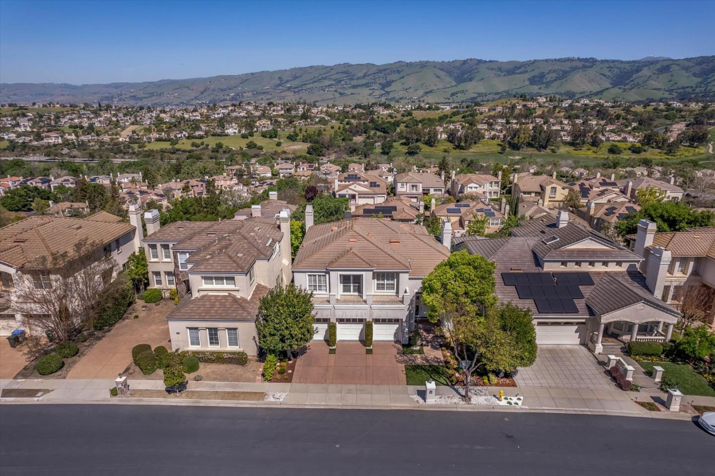 Detail Gallery Image 50 of 70 For 5200 Birkdale Way, San Jose,  CA 95138 - 4 Beds | 3/1 Baths