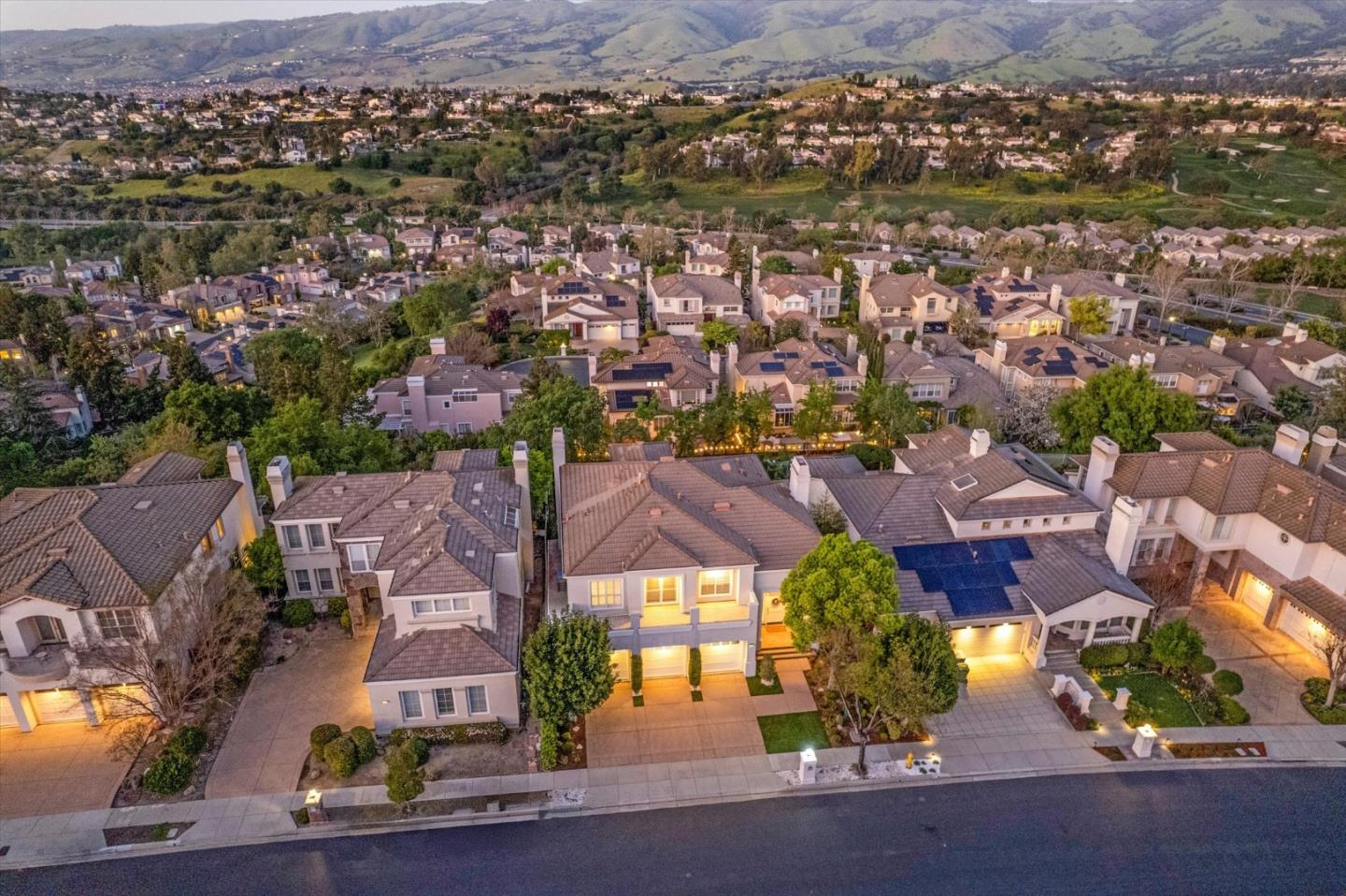 Detail Gallery Image 51 of 70 For 5200 Birkdale Way, San Jose,  CA 95138 - 4 Beds | 3/1 Baths