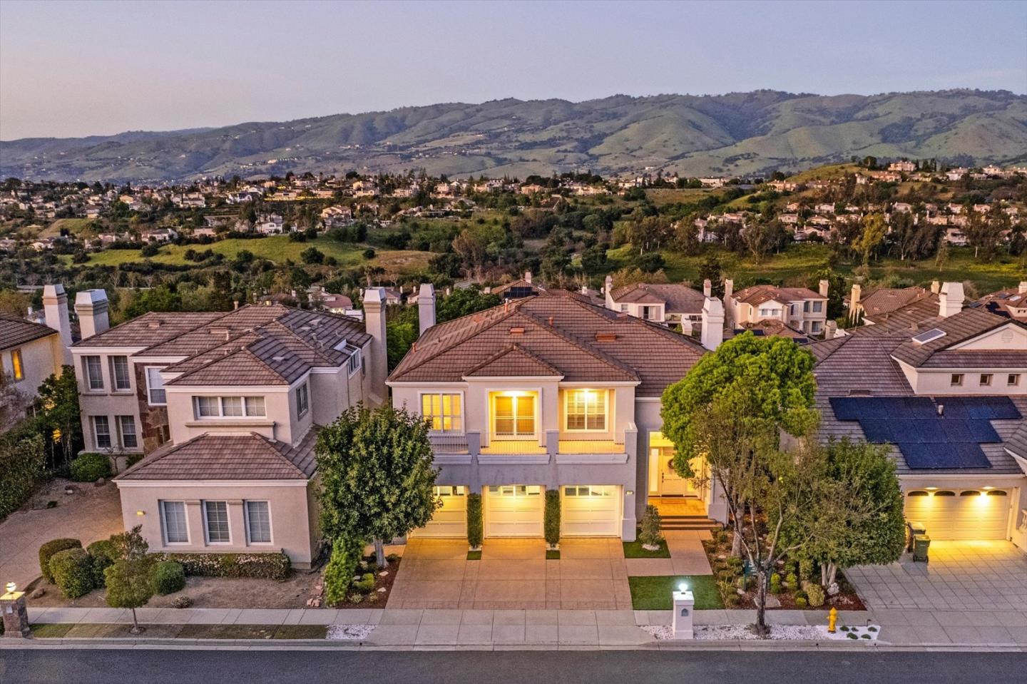 Detail Gallery Image 52 of 70 For 5200 Birkdale Way, San Jose,  CA 95138 - 4 Beds | 3/1 Baths
