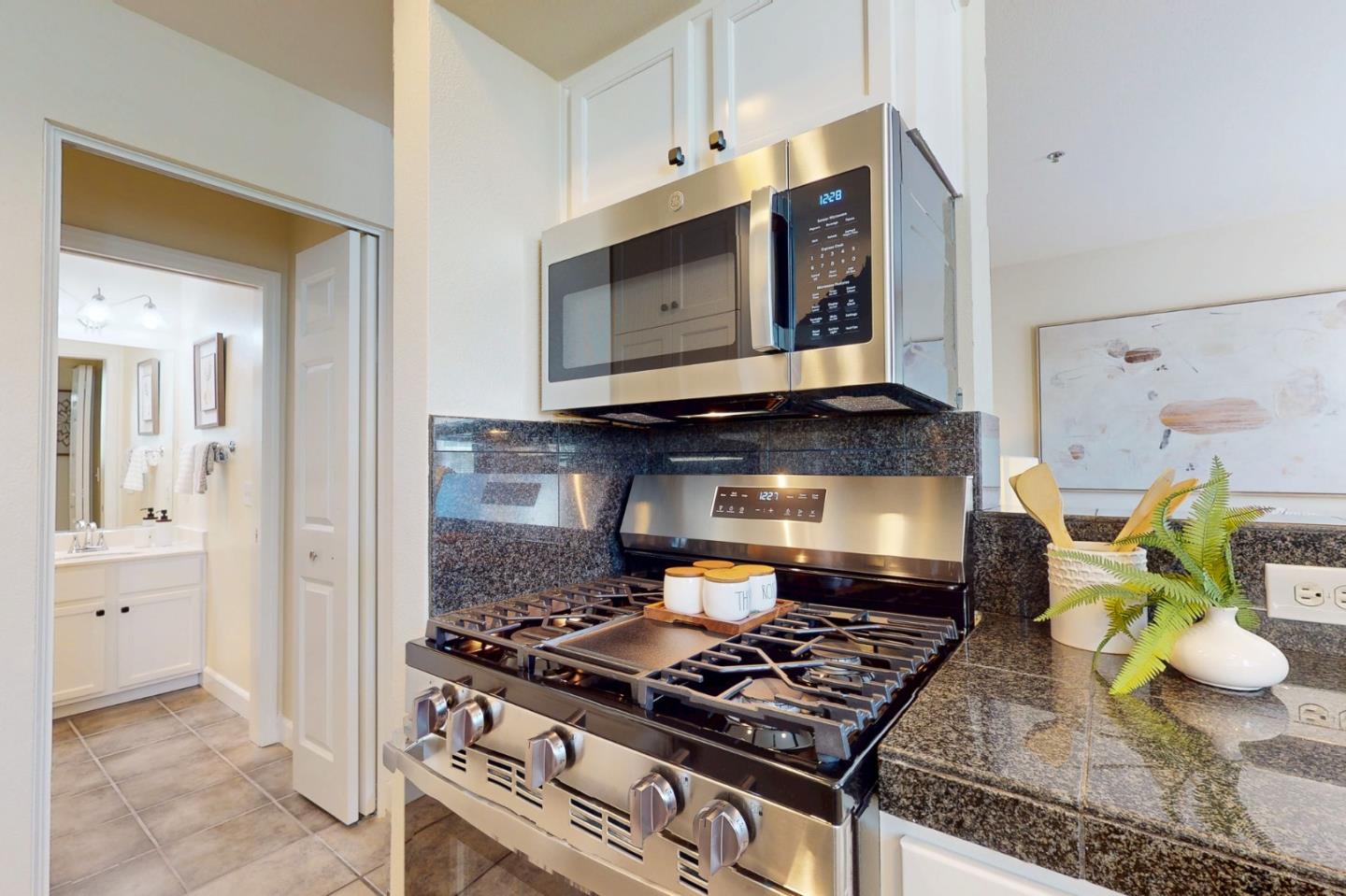 Photo #12: ML82039337 Listing: Photo #12