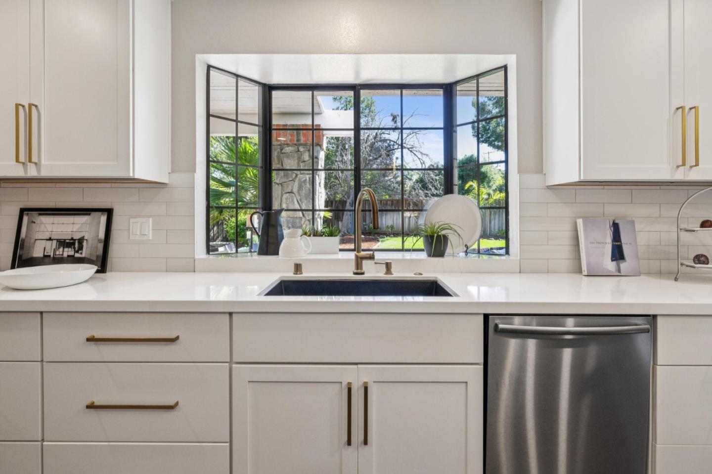 Detail Gallery Image 15 of 49 For 892 Saint Joseph Ave, Los Altos,  CA 94024 - 4 Beds | 3/1 Baths