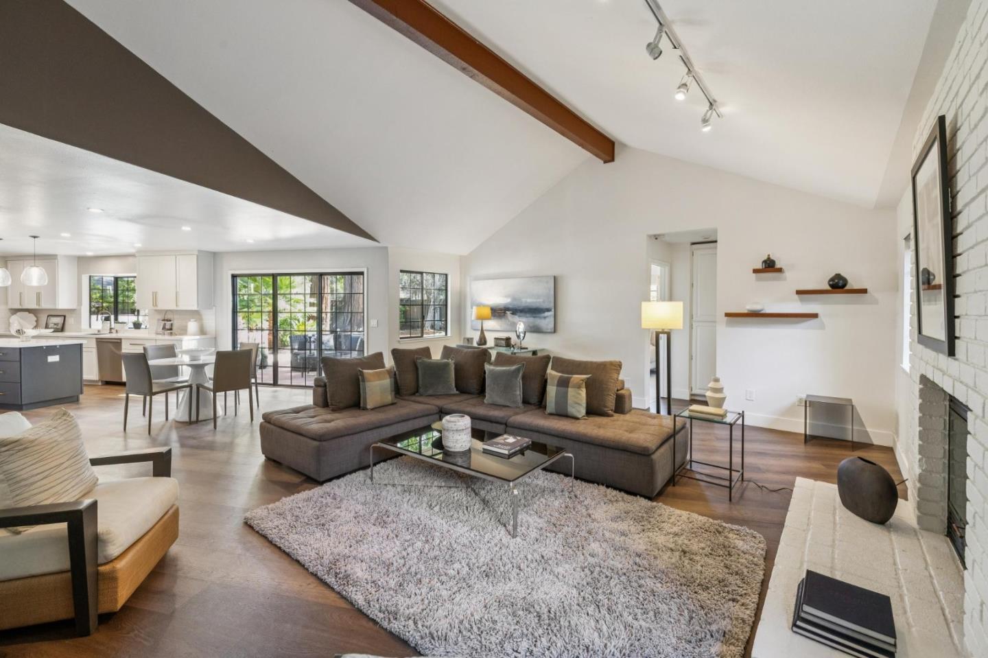 Detail Gallery Image 19 of 49 For 892 Saint Joseph Ave, Los Altos,  CA 94024 - 4 Beds | 3/1 Baths