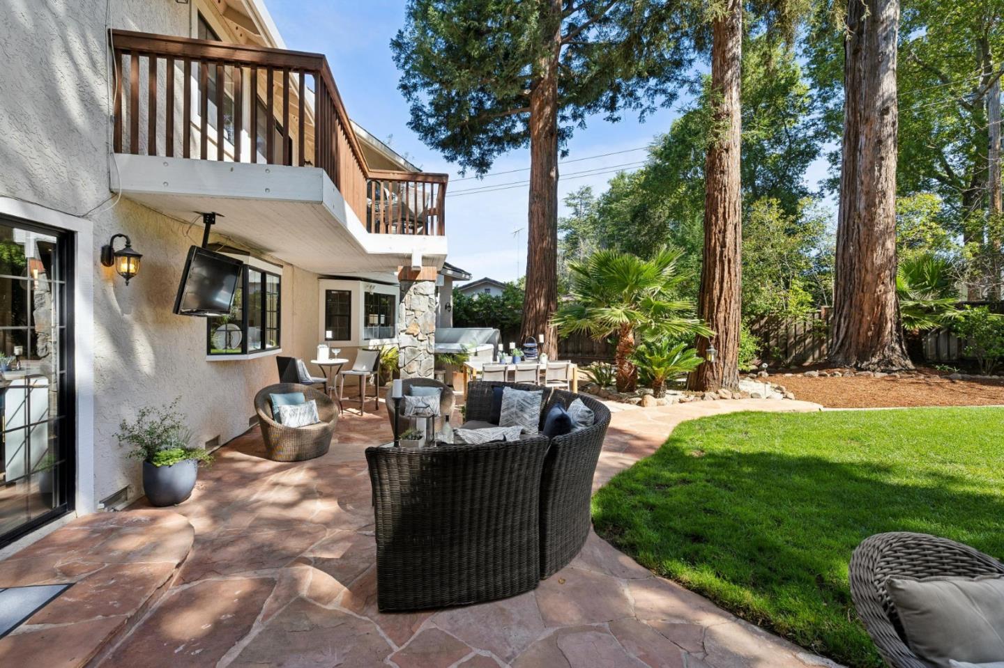 Detail Gallery Image 41 of 49 For 892 Saint Joseph Ave, Los Altos,  CA 94024 - 4 Beds | 3/1 Baths