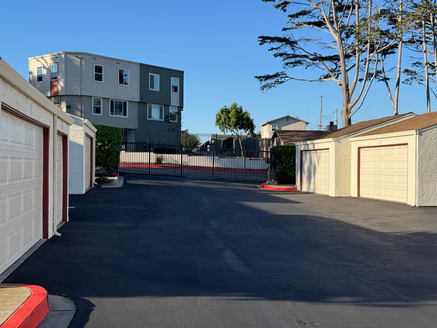 Detail Gallery Image 32 of 33 For 3137 Seacrest Ave #5,  Marina,  CA 93933 - 3 Beds | 2/1 Baths