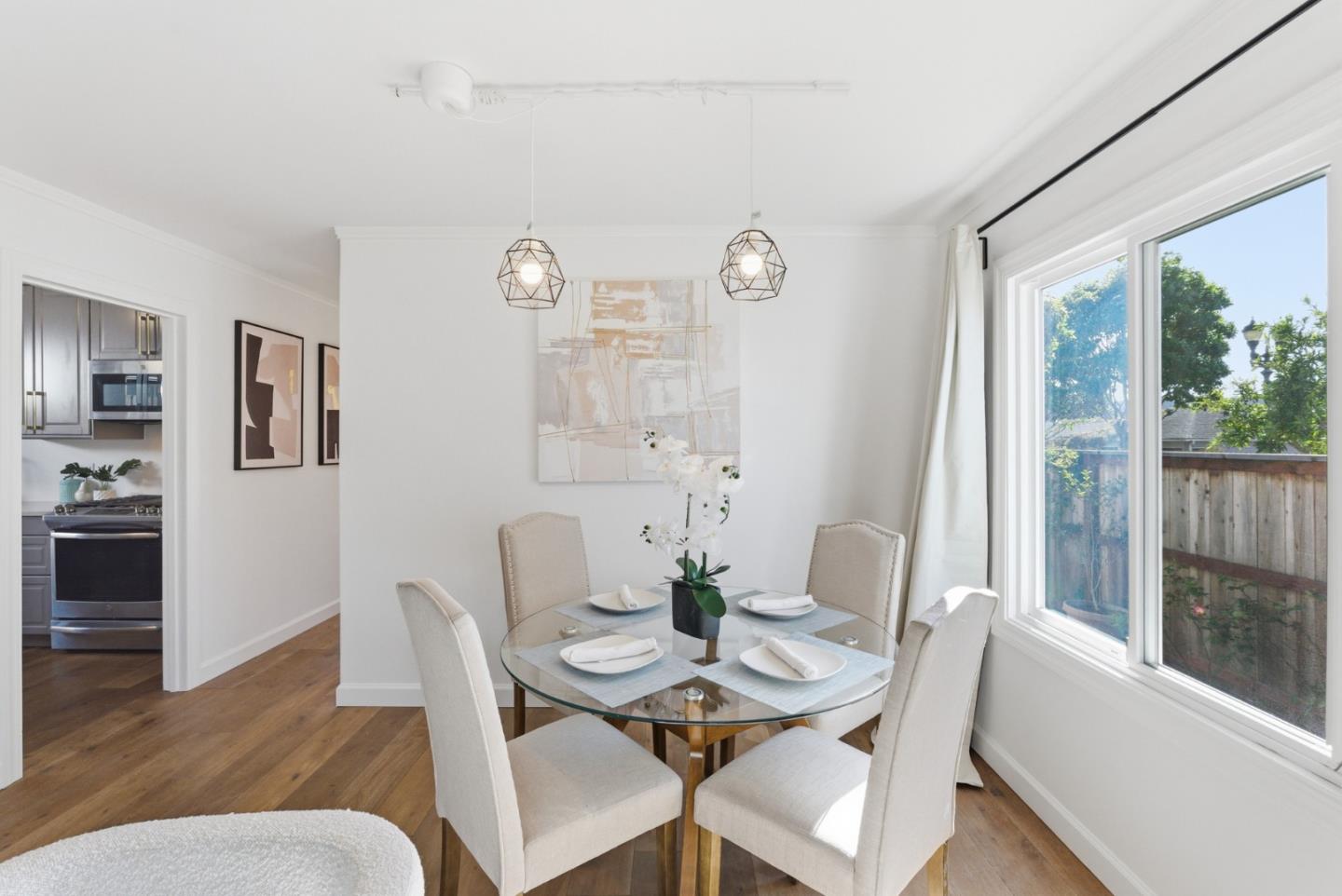 Detail Gallery Image 10 of 39 For 504 B St, Colma,  CA 94014 - 3 Beds | 1 Baths