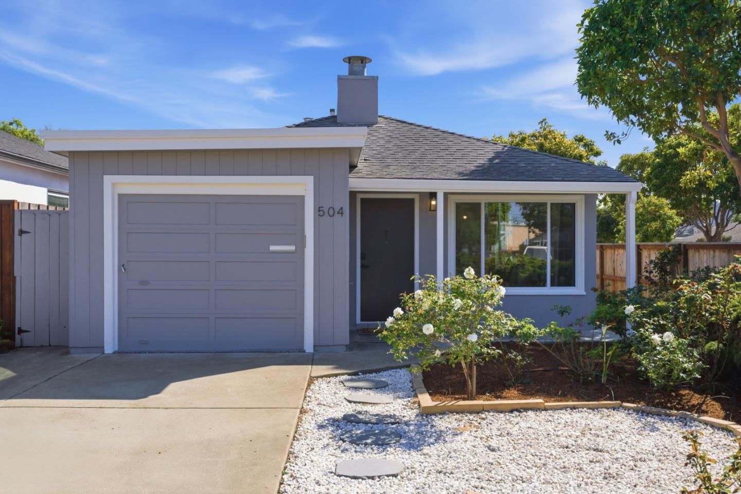 Detail Gallery Image 2 of 39 For 504 B St, Colma,  CA 94014 - 3 Beds | 1 Baths