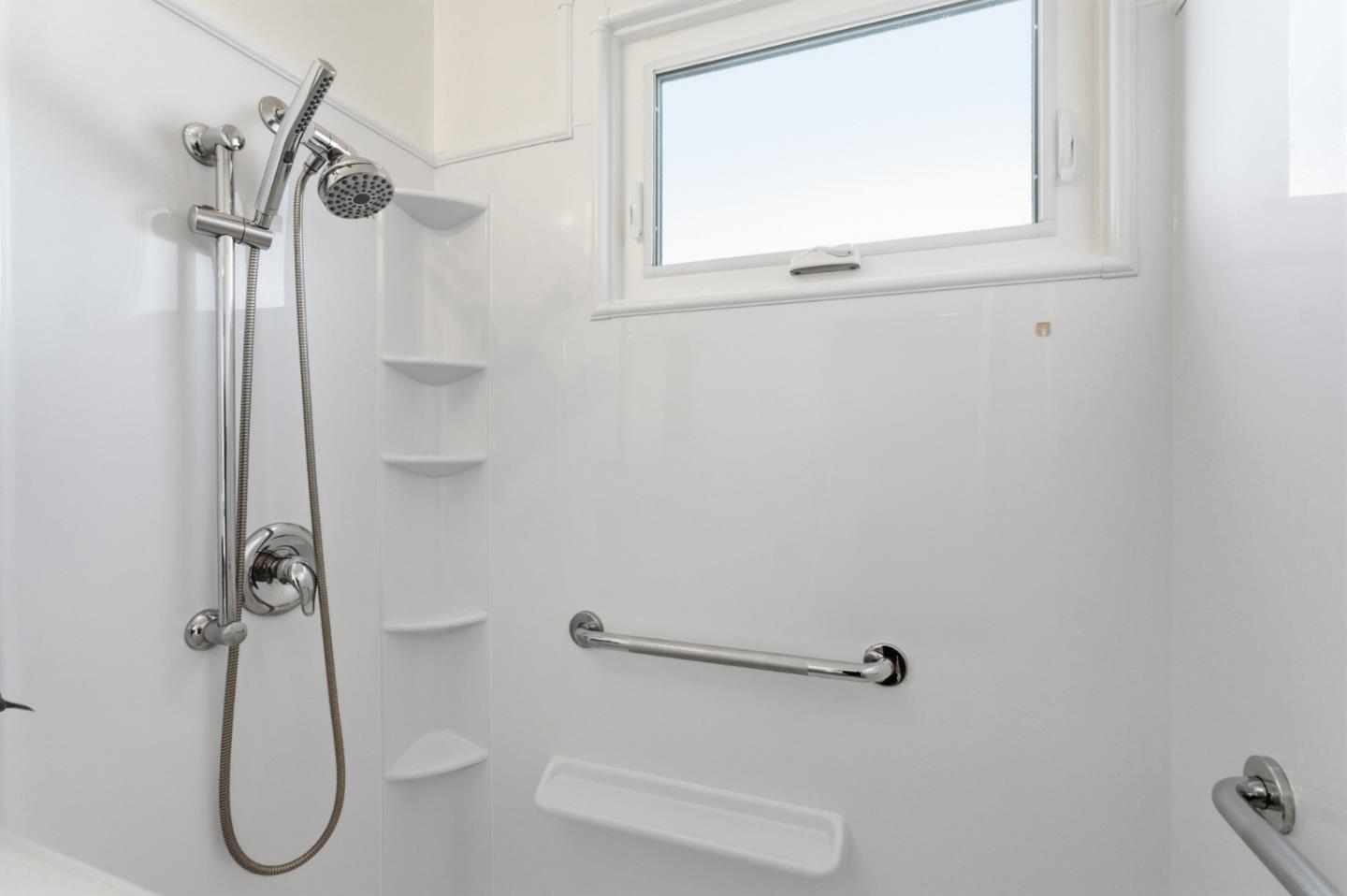 Detail Gallery Image 22 of 39 For 504 B St, Colma,  CA 94014 - 3 Beds | 1 Baths