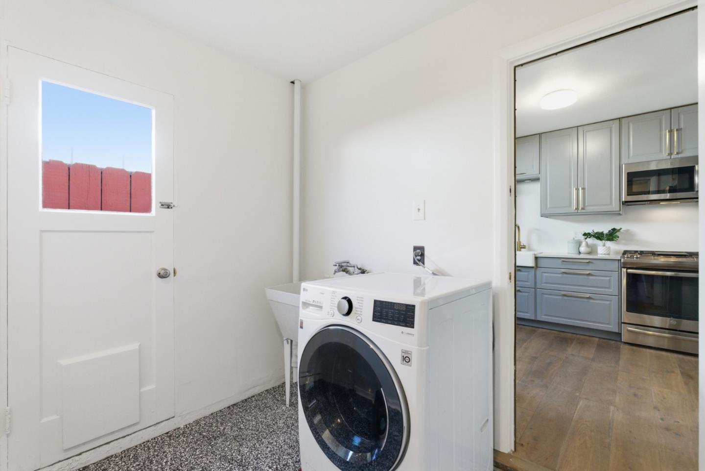 Detail Gallery Image 32 of 39 For 504 B St, Colma,  CA 94014 - 3 Beds | 1 Baths