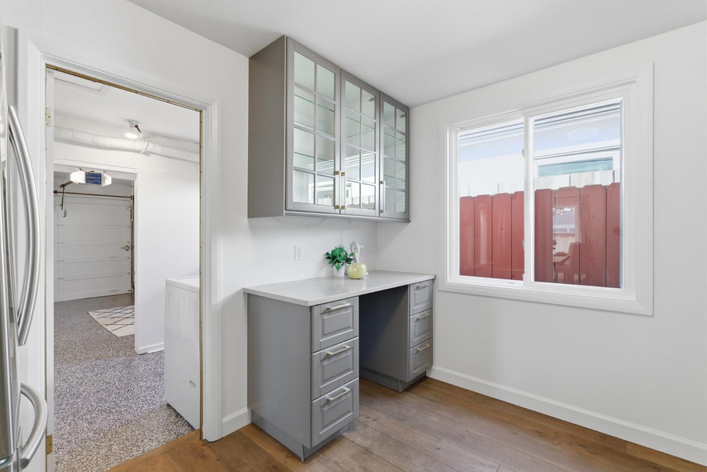 Detail Gallery Image 9 of 39 For 504 B St, Colma,  CA 94014 - 3 Beds | 1 Baths