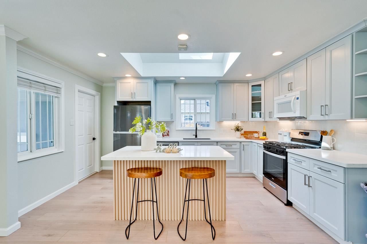 Detail Gallery Image 10 of 36 For 3423 Fowler Ave, Santa Clara,  CA 95051 - 3 Beds | 2 Baths