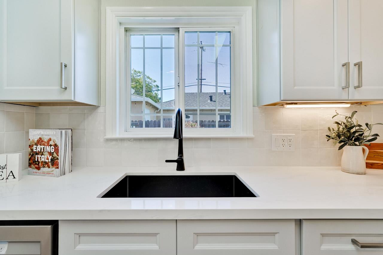 Detail Gallery Image 13 of 36 For 3423 Fowler Ave, Santa Clara,  CA 95051 - 3 Beds | 2 Baths