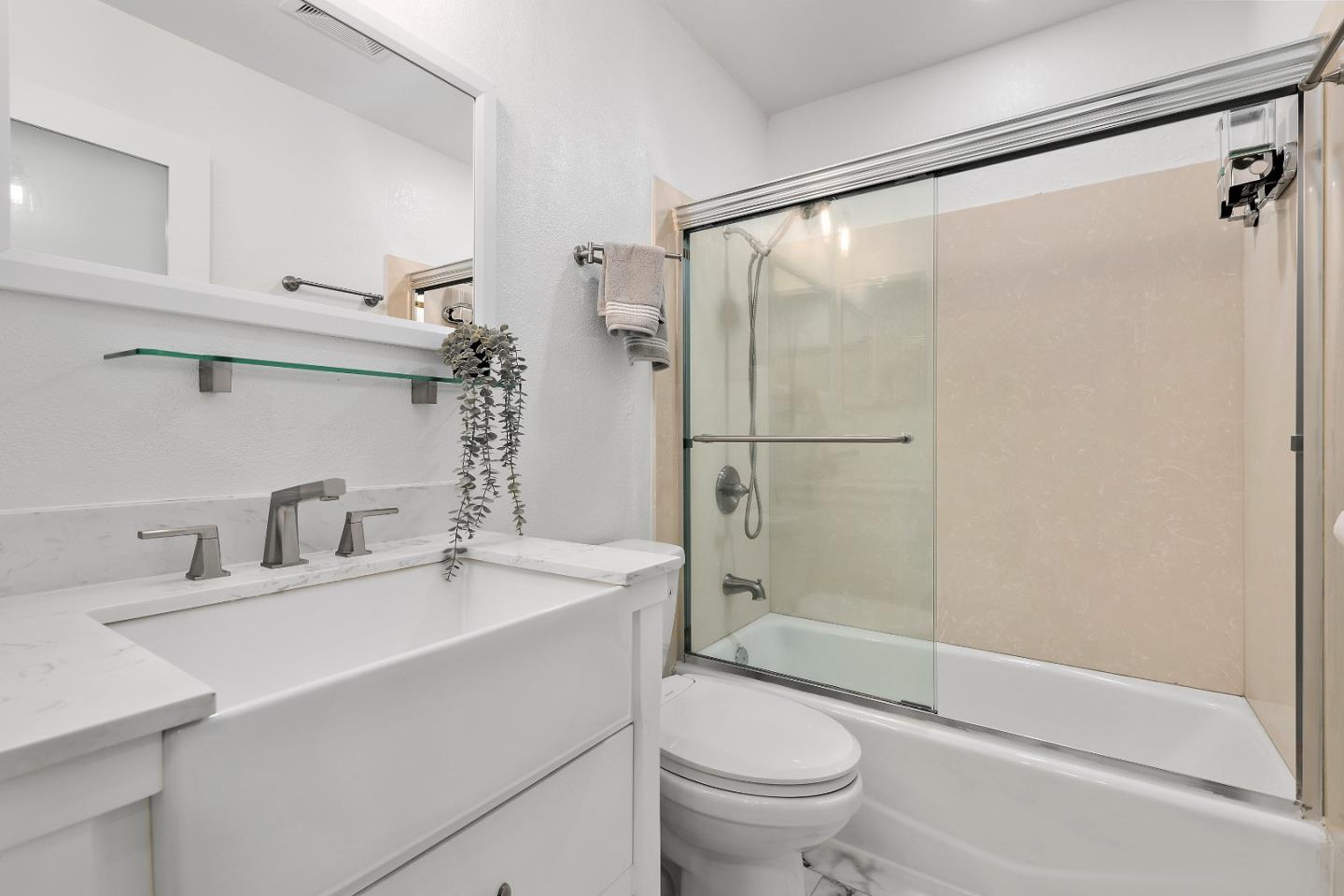 Photo #12: ML82039348 Listing: Photo #12