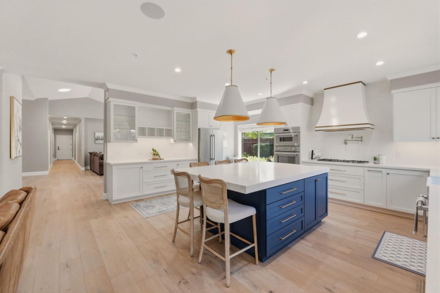 Detail Gallery Image 15 of 57 For 651 Llagas Vista Dr, Morgan Hill,  CA 95037 - 4 Beds | 3/1 Baths