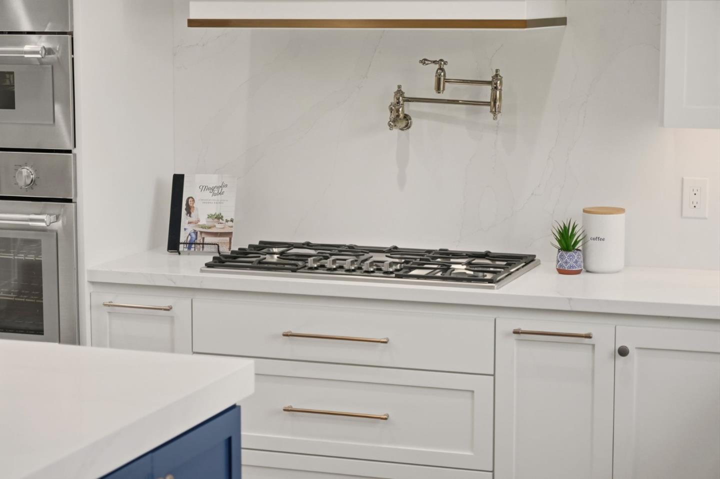 Detail Gallery Image 16 of 57 For 651 Llagas Vista Dr, Morgan Hill,  CA 95037 - 4 Beds | 3/1 Baths