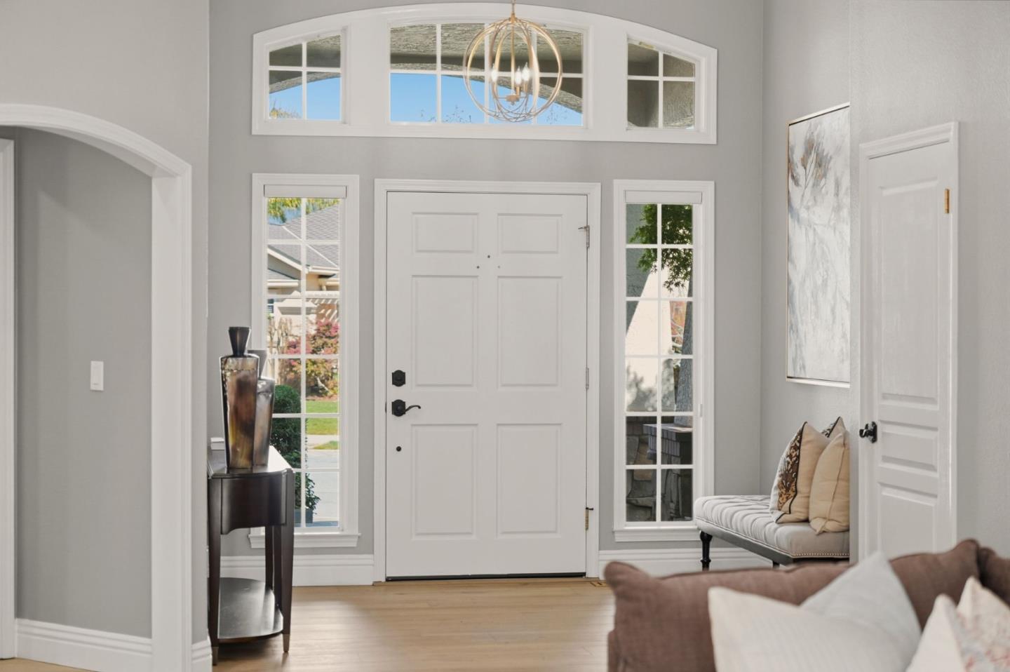 Detail Gallery Image 8 of 57 For 651 Llagas Vista Dr, Morgan Hill,  CA 95037 - 4 Beds | 3/1 Baths