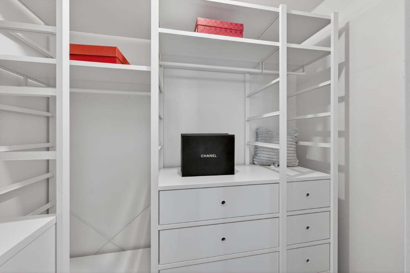 Detail Gallery Image 28 of 53 For 13411 Pastel Ln, Mountain View,  CA 94040 - 3 Beds | 2 Baths