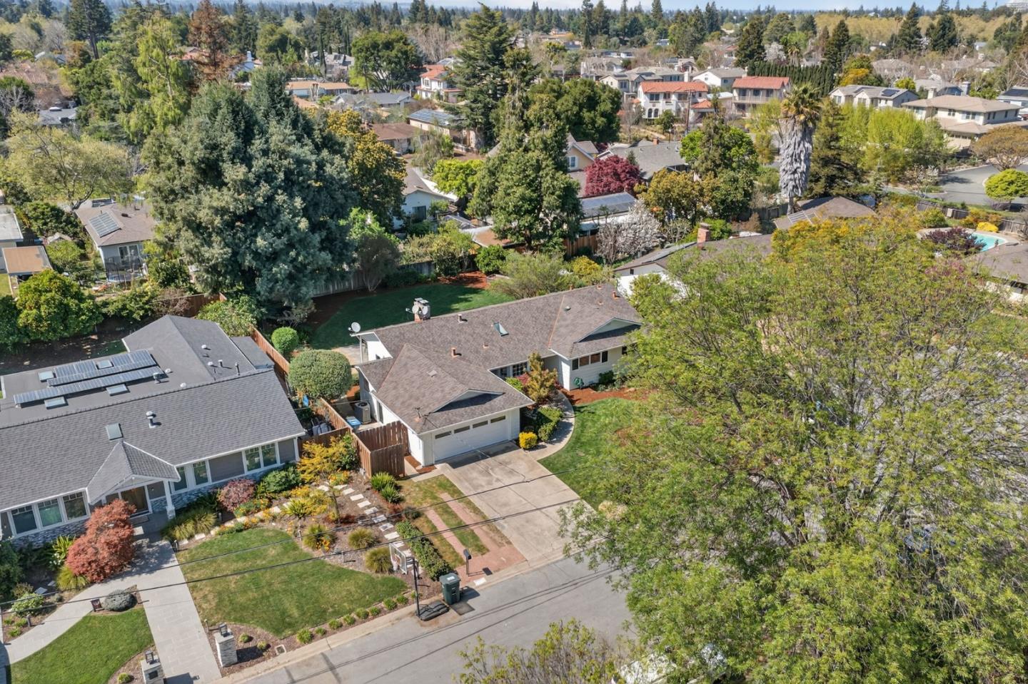 Detail Gallery Image 42 of 53 For 13411 Pastel Ln, Mountain View,  CA 94040 - 3 Beds | 2 Baths