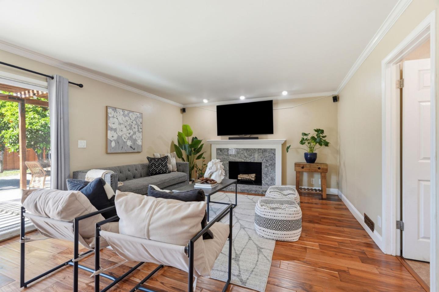 Detail Gallery Image 18 of 43 For 4841 Tonino Dr, San Jose,  CA 95136 - 4 Beds | 2/1 Baths