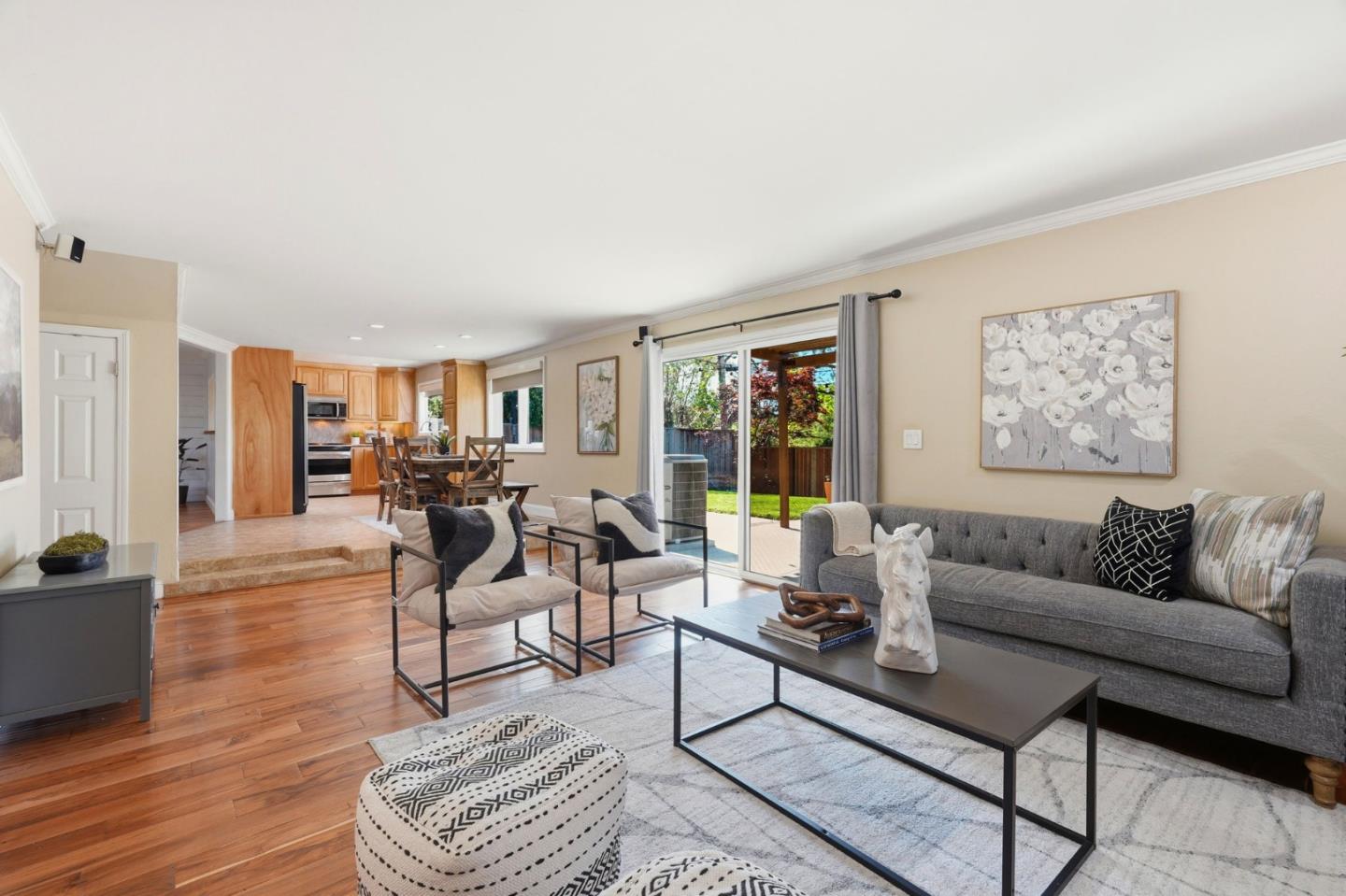 Detail Gallery Image 19 of 43 For 4841 Tonino Dr, San Jose,  CA 95136 - 4 Beds | 2/1 Baths