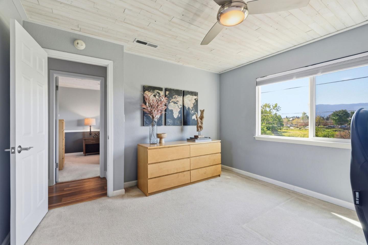 Detail Gallery Image 31 of 43 For 4841 Tonino Dr, San Jose,  CA 95136 - 4 Beds | 2/1 Baths