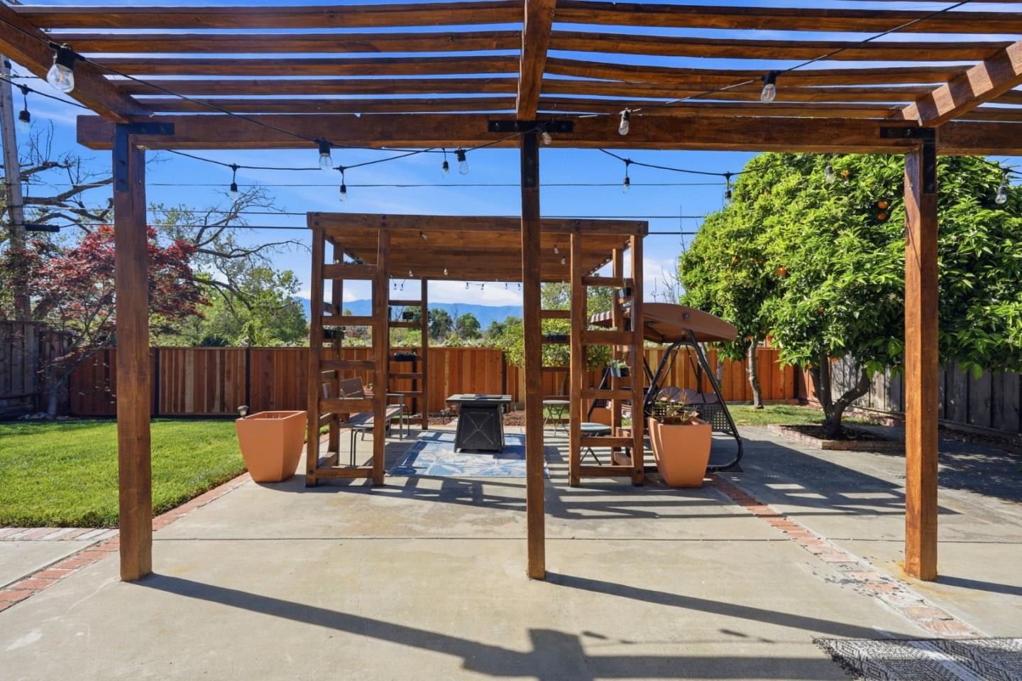 Detail Gallery Image 37 of 43 For 4841 Tonino Dr, San Jose,  CA 95136 - 4 Beds | 2/1 Baths