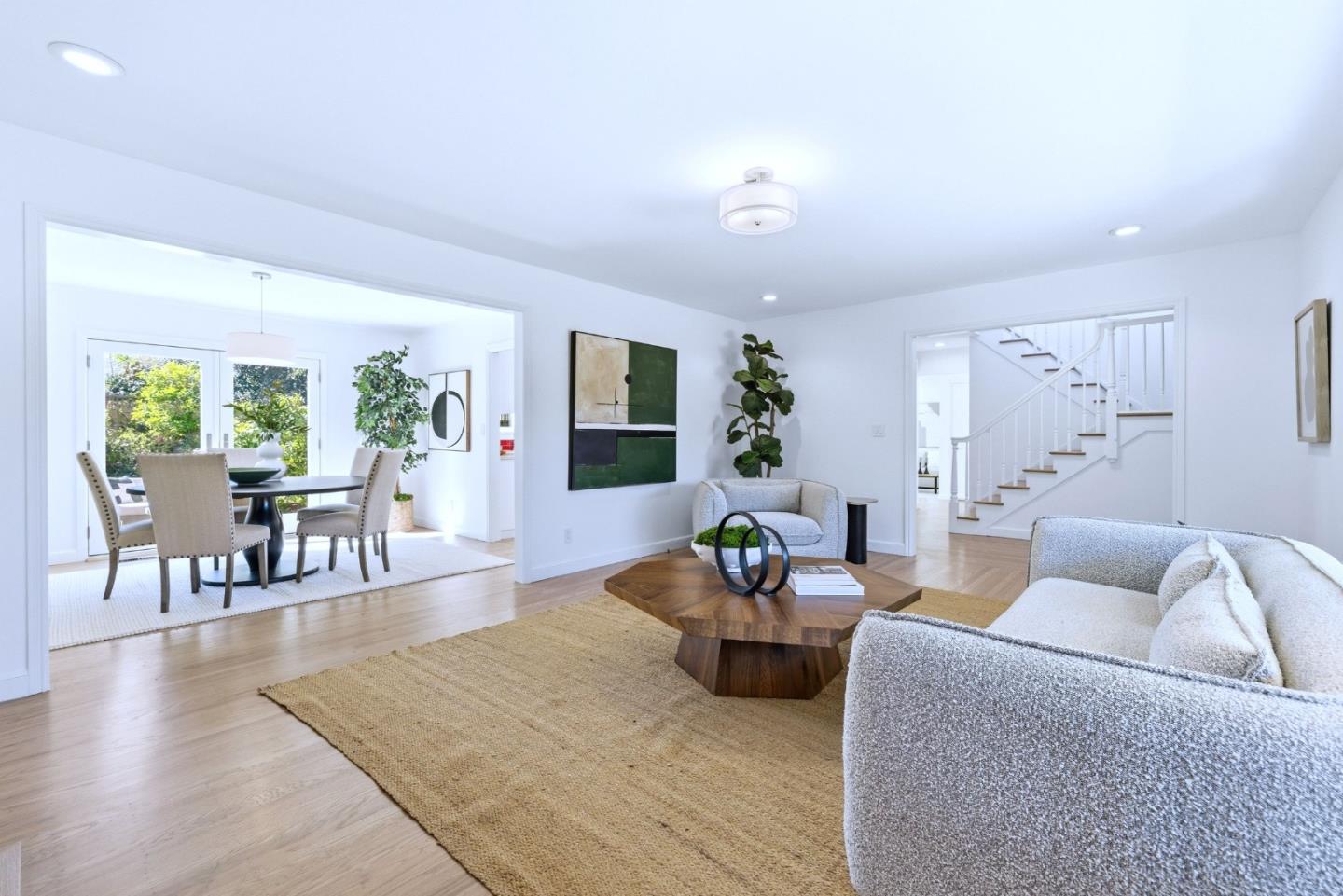 Detail Gallery Image 14 of 58 For 2524 Sun Mor Ave, Mountain View,  CA 94040 - 5 Beds | 2/1 Baths