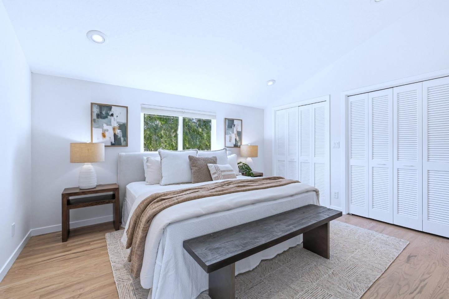 Detail Gallery Image 32 of 58 For 2524 Sun Mor Ave, Mountain View,  CA 94040 - 5 Beds | 2/1 Baths