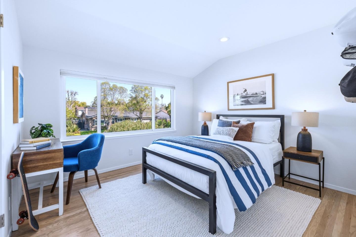 Detail Gallery Image 37 of 58 For 2524 Sun Mor Ave, Mountain View,  CA 94040 - 5 Beds | 2/1 Baths