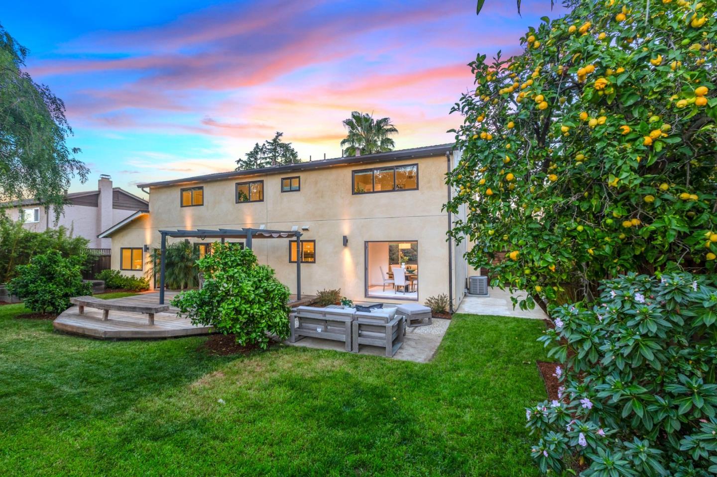 Detail Gallery Image 43 of 58 For 2524 Sun Mor Ave, Mountain View,  CA 94040 - 5 Beds | 2/1 Baths