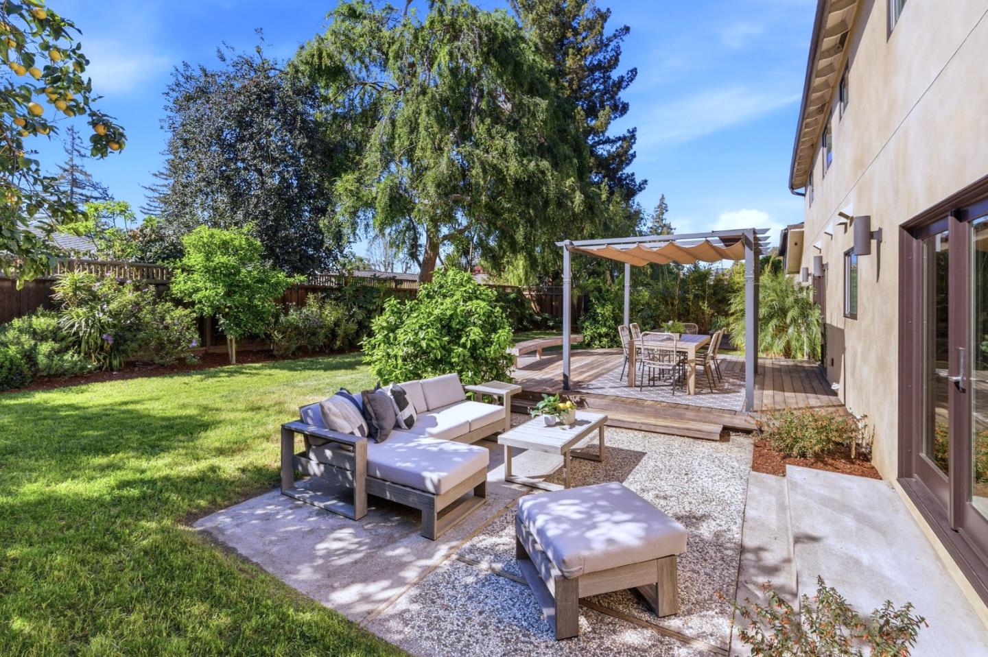 Detail Gallery Image 51 of 58 For 2524 Sun Mor Ave, Mountain View,  CA 94040 - 5 Beds | 2/1 Baths