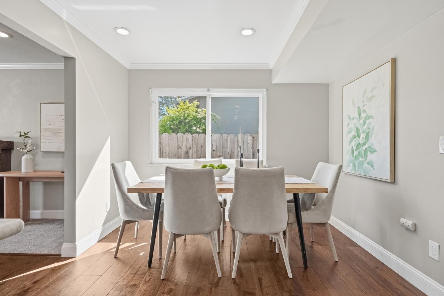 Detail Gallery Image 9 of 46 For 816 Cottonwood Dr, Cupertino,  CA 95014 - 4 Beds | 2 Baths