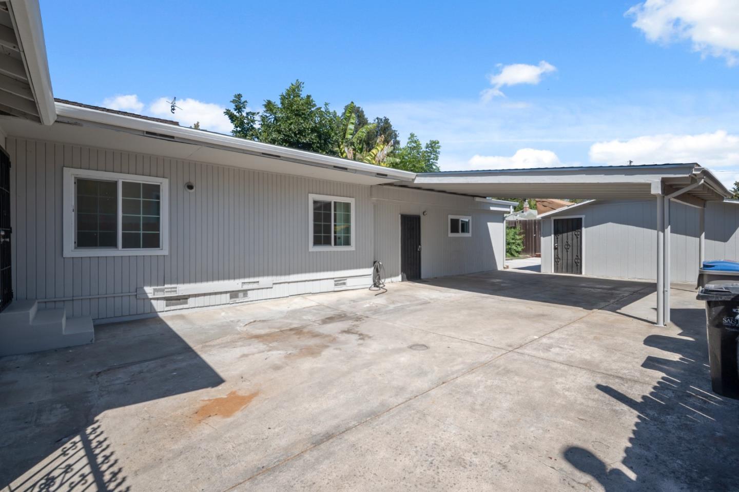 Detail Gallery Image 31 of 35 For 334 N 15th St, San Jose,  CA 95112 - 4 Beds | 3 Baths